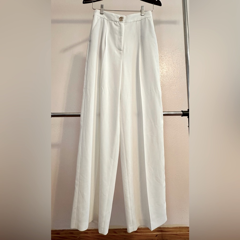 New Zara Wide Leg Pleated White Pants Size S